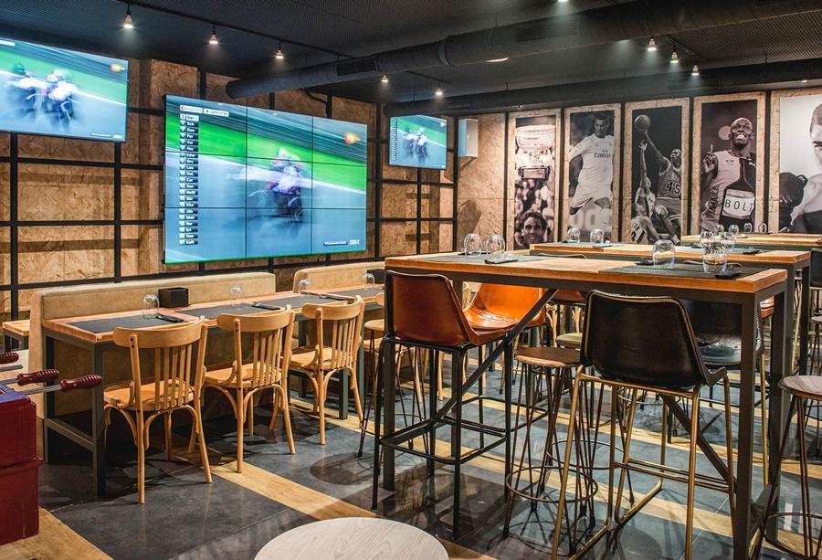 Hotel Be Live Adults Only Marivent Palma de Mallorca Exterior foto Interior of the bar