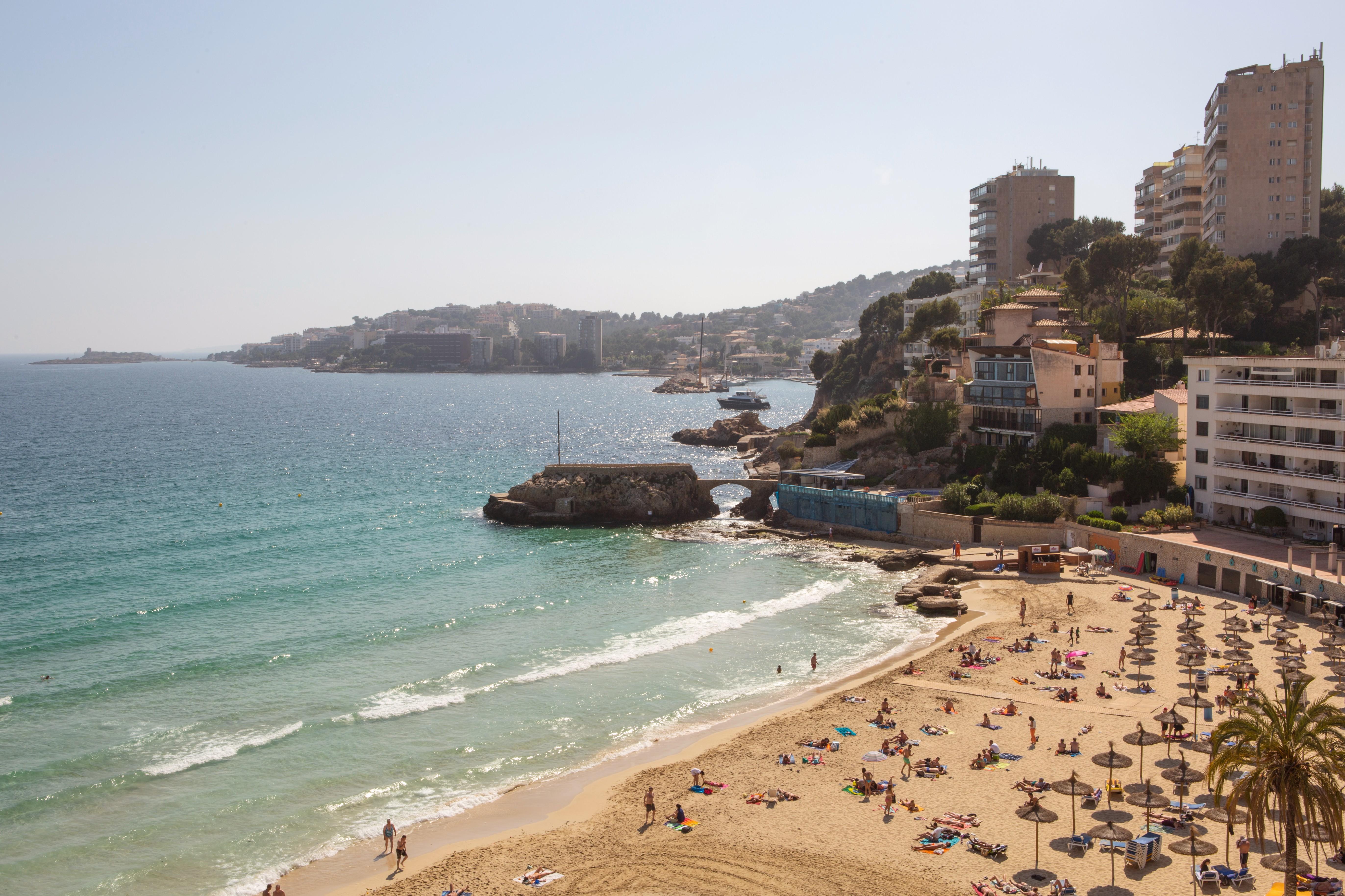 Hotel Be Live Adults Only Marivent Palma de Mallorca Exterior foto The beach at La Cala de Cala Gat